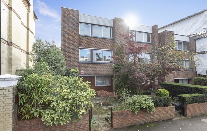 House for sale in Arkwright Road, Hampstead