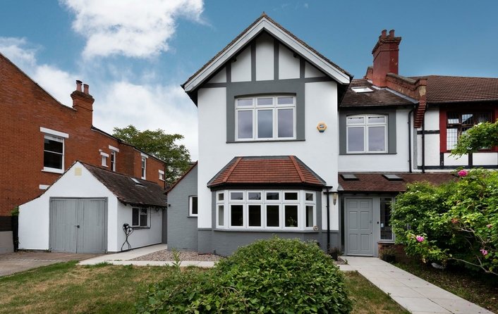 House for sale in Chatsworth Road, Mapesbury