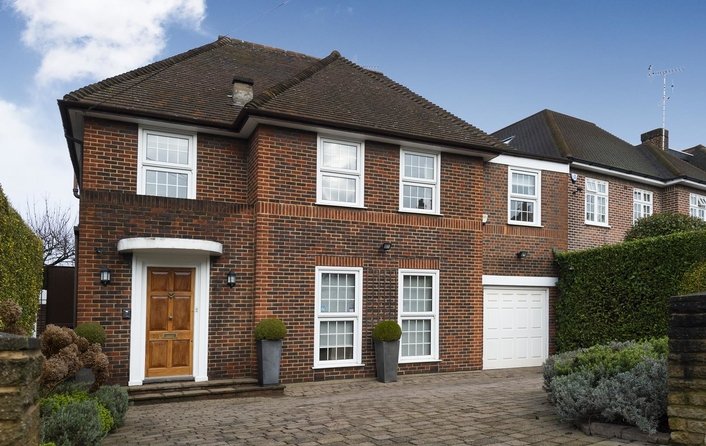 House for sale in Hermitage Lane, Hampstead