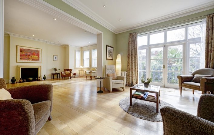 House for sale in Netherhall Gardens, Hampstead