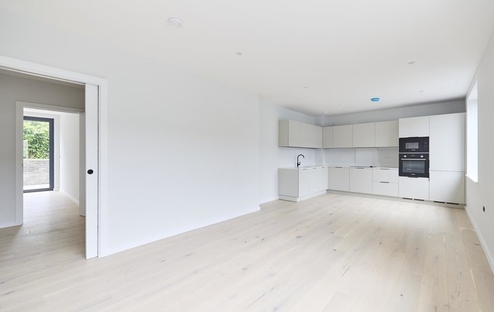 Flat for sale in 15 Coverdale Road, Mapesbury