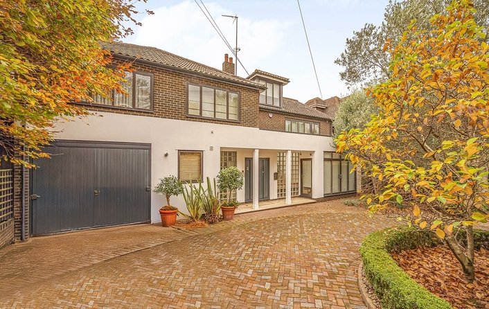 House for sale in West Heath Gardens, Hampstead