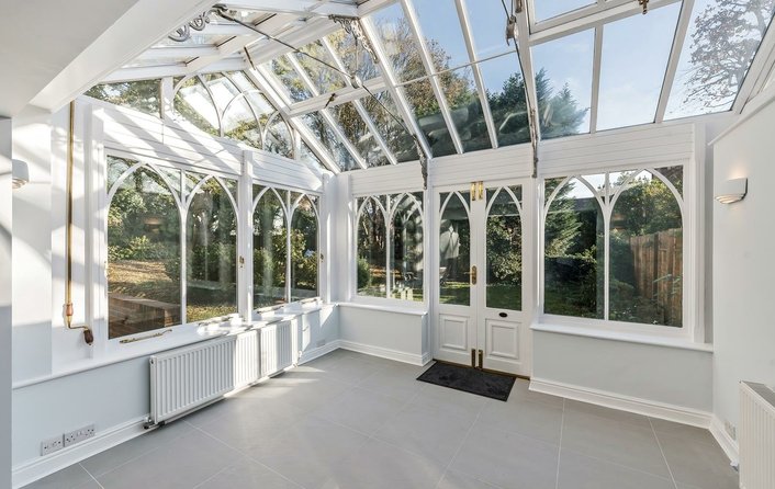 Flat to rent in Arkwright Road, Hampstead