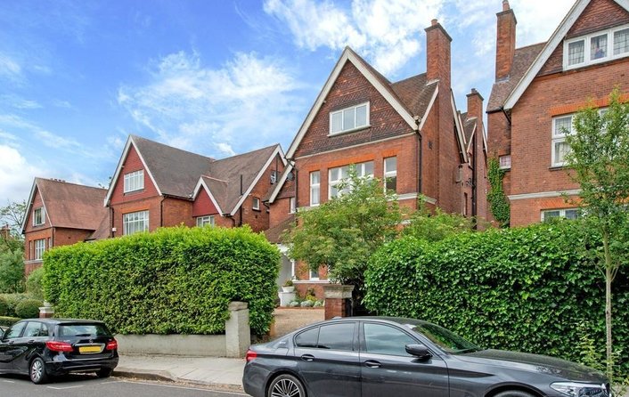 Property to rent in Lindfield Gardens, London