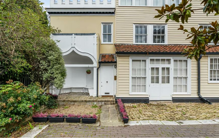 House to rent in North End Way, Hampstead