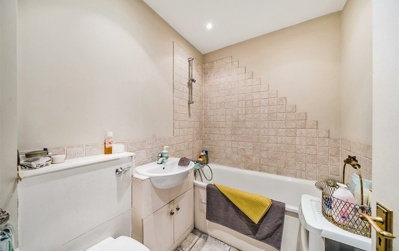 Flat for sale in Adamson Road, Belsize Park