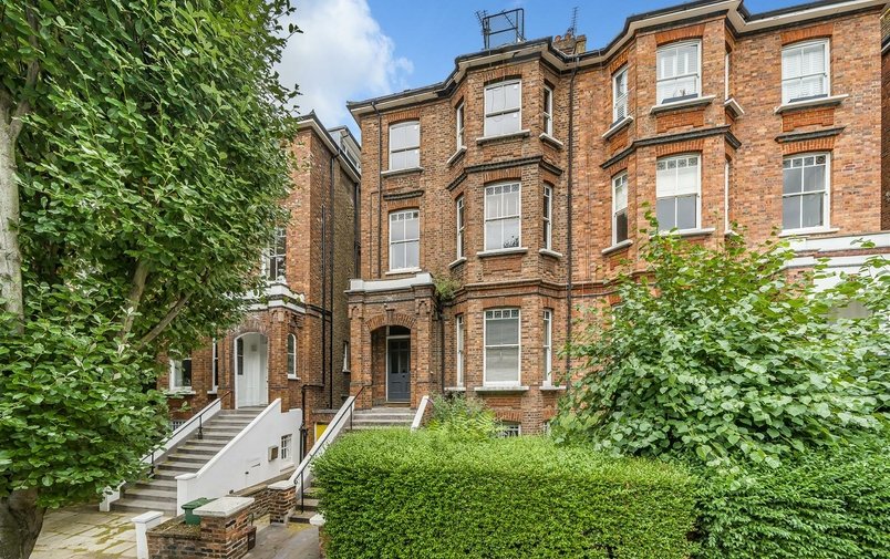 Flat for sale in Adamson Road, Belsize Park