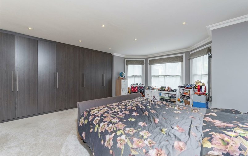 Flat for sale in Adamson Road, Belsize Park