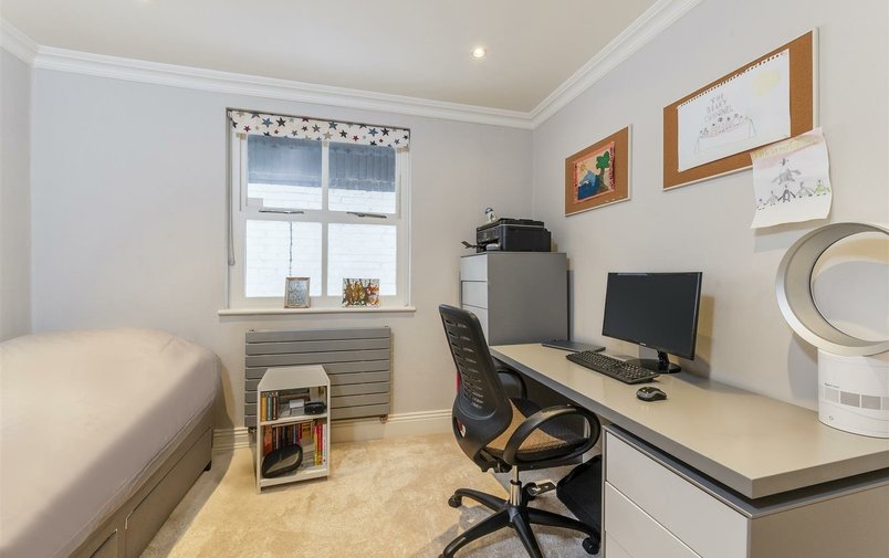 Flat for sale in Adamson Road, Belsize Park