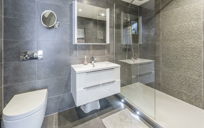 Flat for sale in Adamson Road, Belsize Park