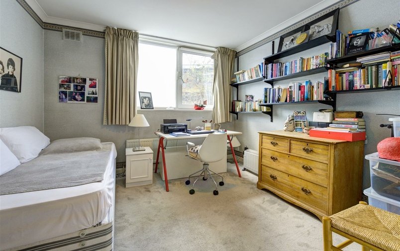 House for sale in Belsize Park Mews, Belsize Village