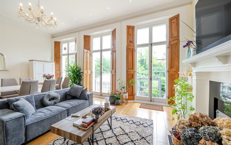 Flat for sale in Buckland Crescent, Belsize Park