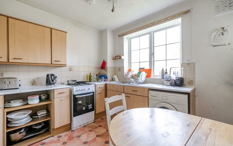 Flat for sale in Carlton Hill, St. John's Wood