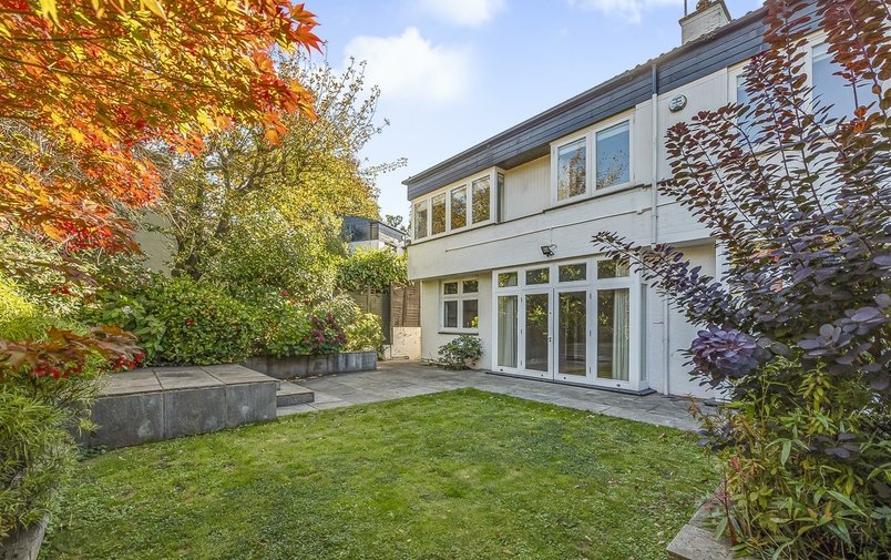 House for sale in Cenacle Close, Hampstead