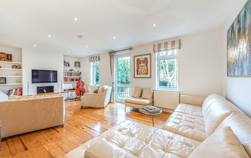 Flat for sale in Aldred Road, West Hampstead