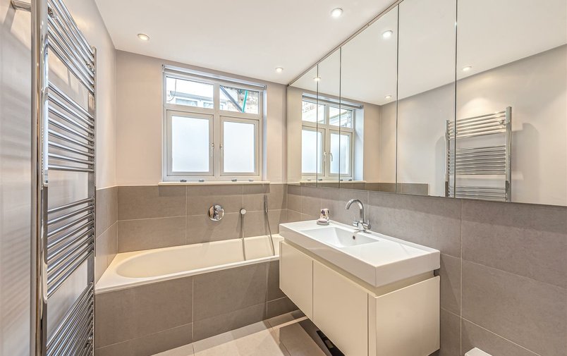 Flat for sale in Aldred Road, West Hampstead