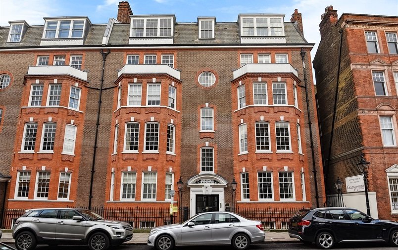 Flat for sale in Church Row, Hampstead Village