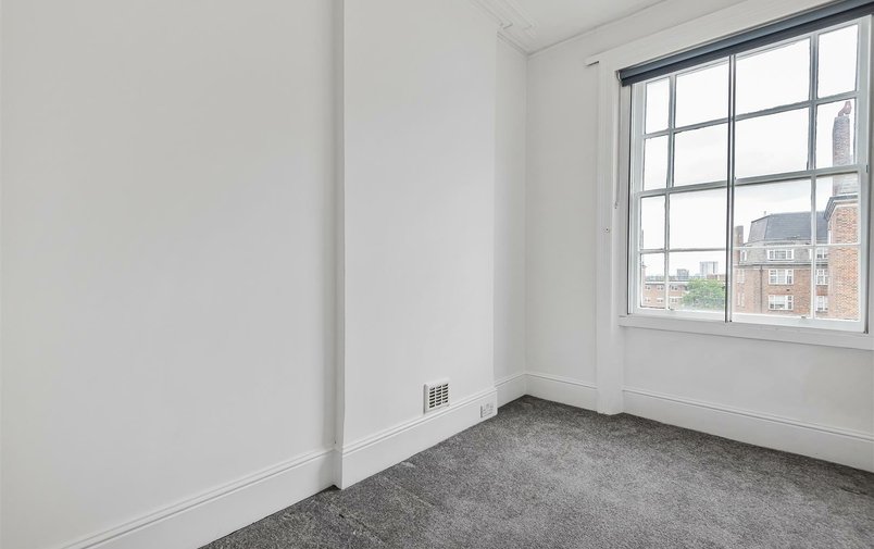 Flat for sale in College Crescent, Belsize Park