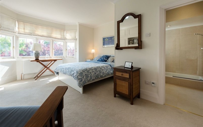 House for sale in Corringham Road, Golders Green