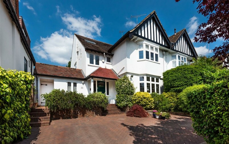 House for sale in Corringham Road, Golders Green