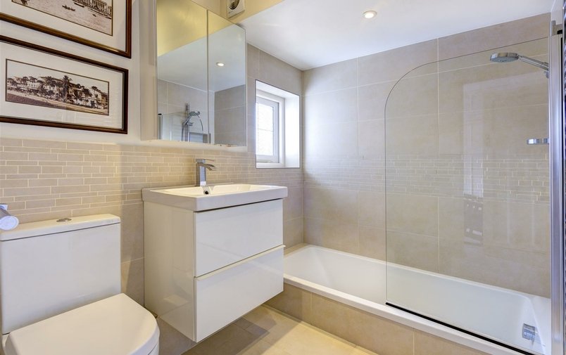 House for sale in Corringham Road, Golders Green