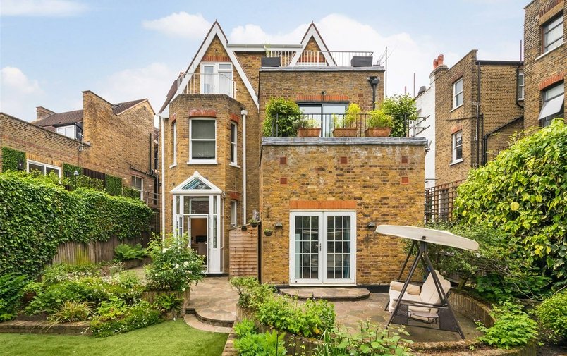 Flat for sale in Crediton Hill, West Hampstead