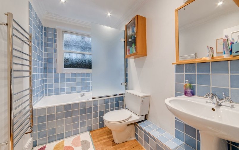 Flat for sale in Crediton Hill, West Hampstead