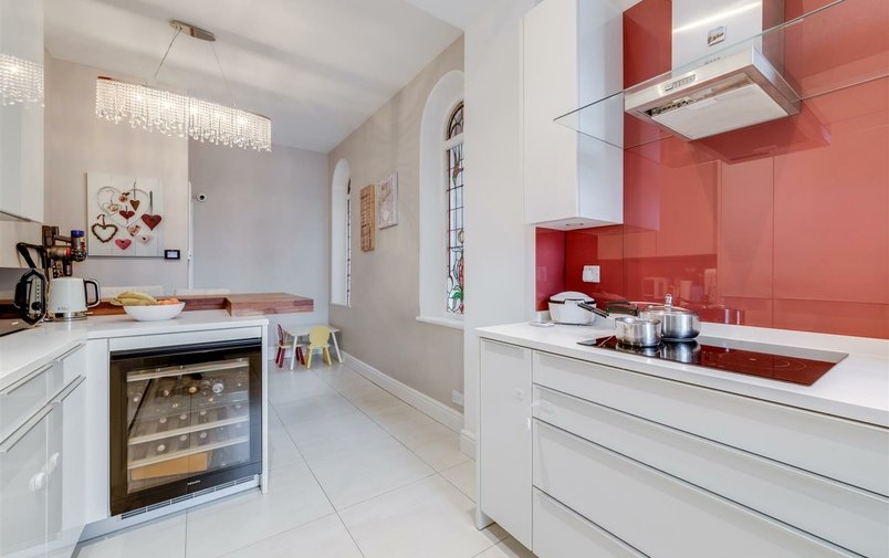 Flat for sale in Crediton Hill, West Hampstead