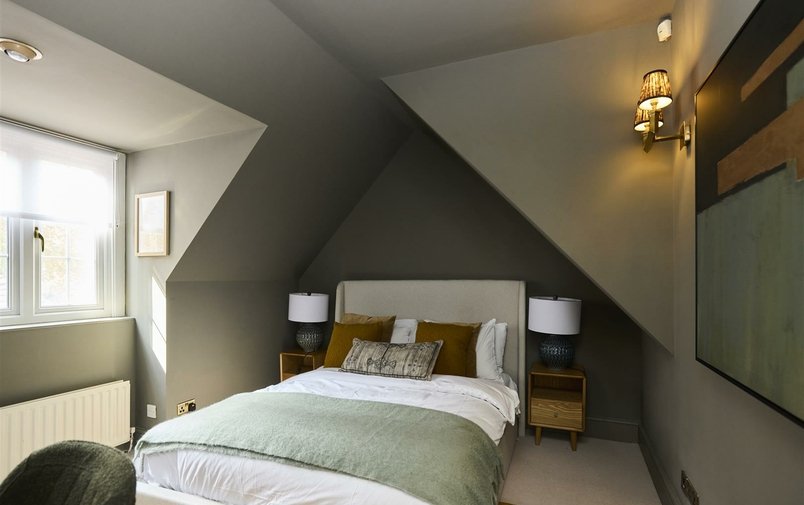 Flat for sale in Eton Avenue, Belsize Park