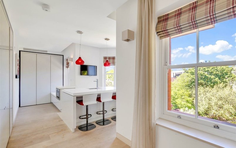 Flat for sale in Fitzjohn's Avenue, Hampstead