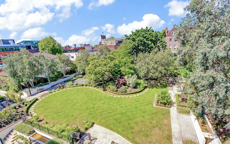 Flat for sale in Fitzjohn's Avenue, Hampstead