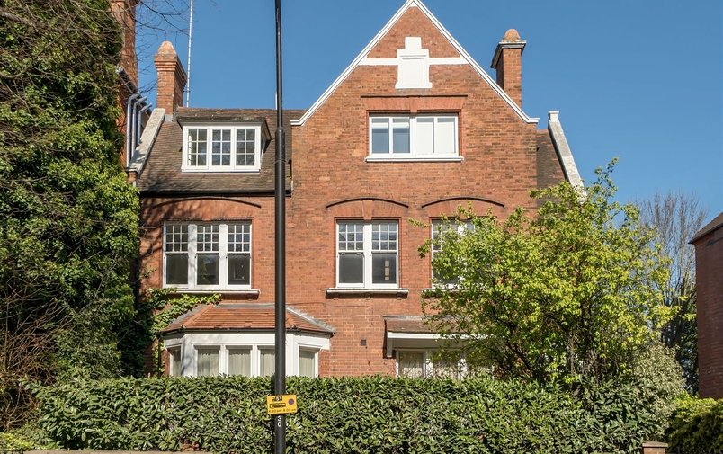 Flat for sale in Fitzjohn's Avenue, Hampstead
