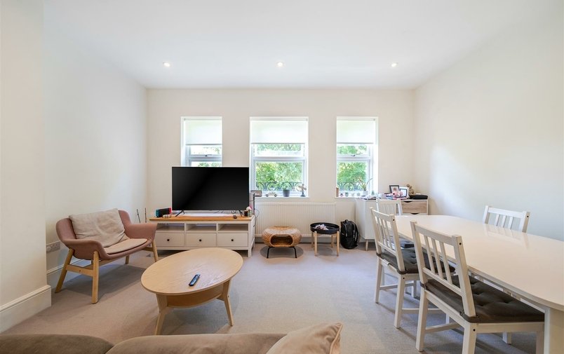 Flat for sale in Fitzjohn's Avenue, Hampstead