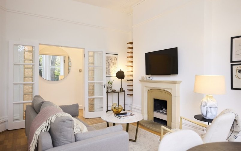 Flat for sale in Fitzjohns Avenue, Hampstead