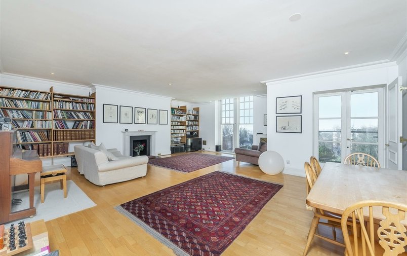 Flat for sale in Frognal Rise, Hampstead Village