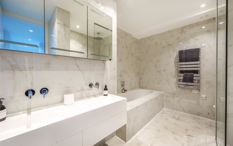 Flat for sale in Frognal Rise, Hampstead Village