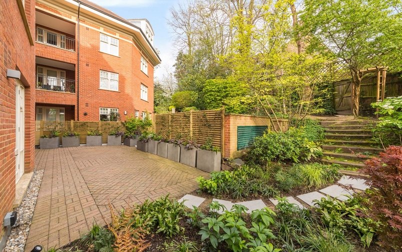 Flat for sale in Frognal Rise, Hampstead Village