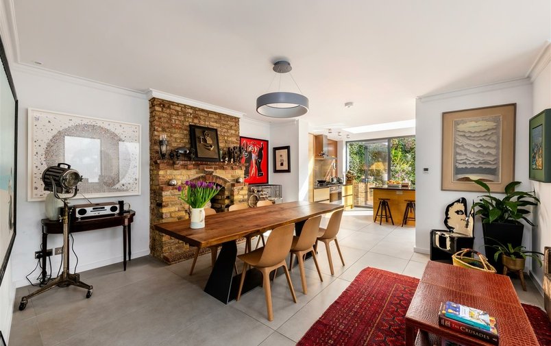 Flat for sale in Willoughby Road, Hampstead Village