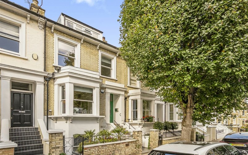 House for sale in Gayton Road, Hampstead Village