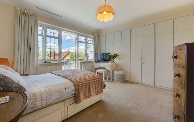 House for sale in Harman Drive, The Hocrofts