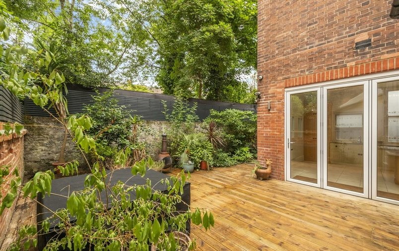 Flat for sale in Heath Drive, Hampstead