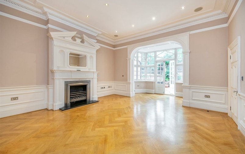 Flat for sale in Heath Drive, Hampstead