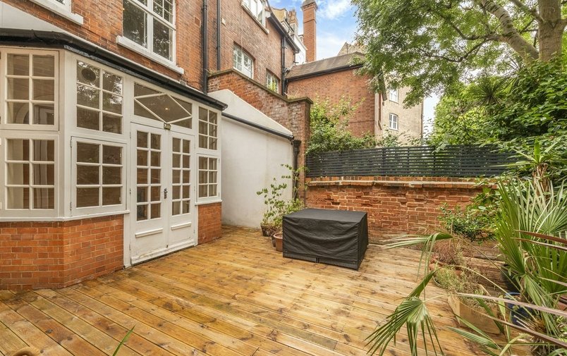 Flat for sale in Heath Drive, Hampstead