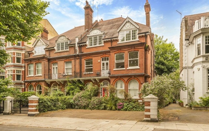 Flat for sale in Heath Drive, Hampstead