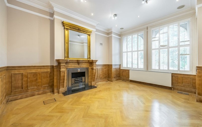 Flat for sale in Heath Drive, Hampstead