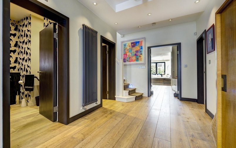 House for sale in Hermitage Lane, Hampstead