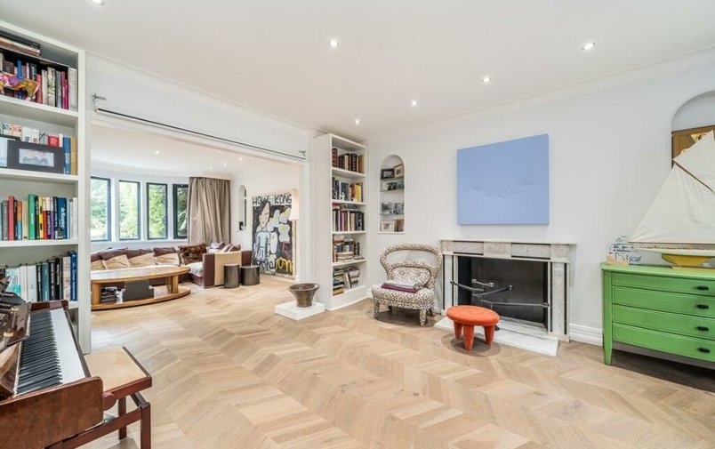 House for sale in Hermitage Lane, Hampstead