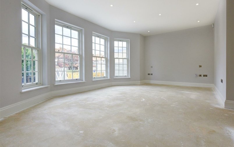 Flat for sale in West Heath Road, Hampstead