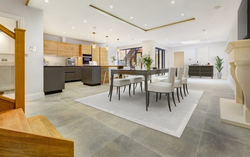 Flat for sale in West Heath Road, Hampstead