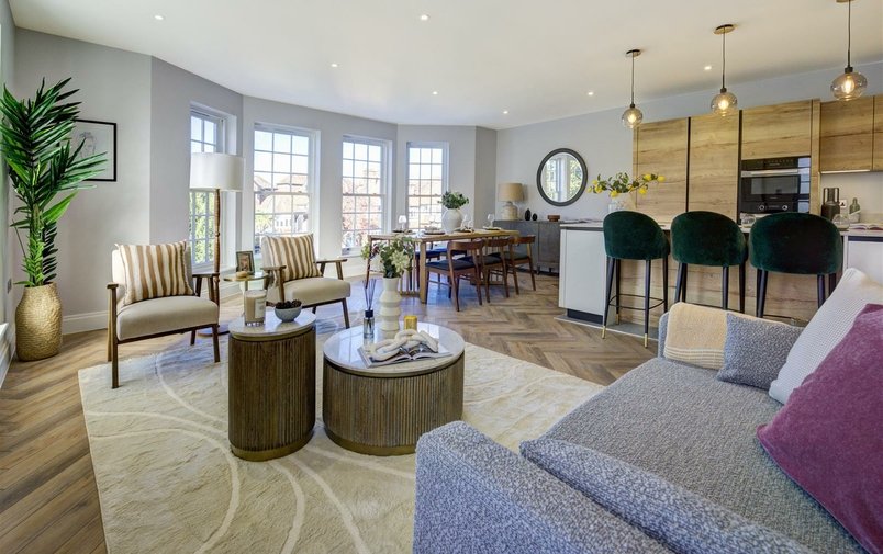 Flat for sale in West Heath Road, Hampstead